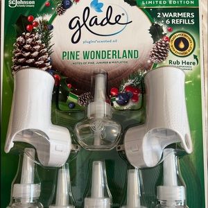 NEW Glade Limited Edition Pine Wonderland-2 Warmers with 6 Refills